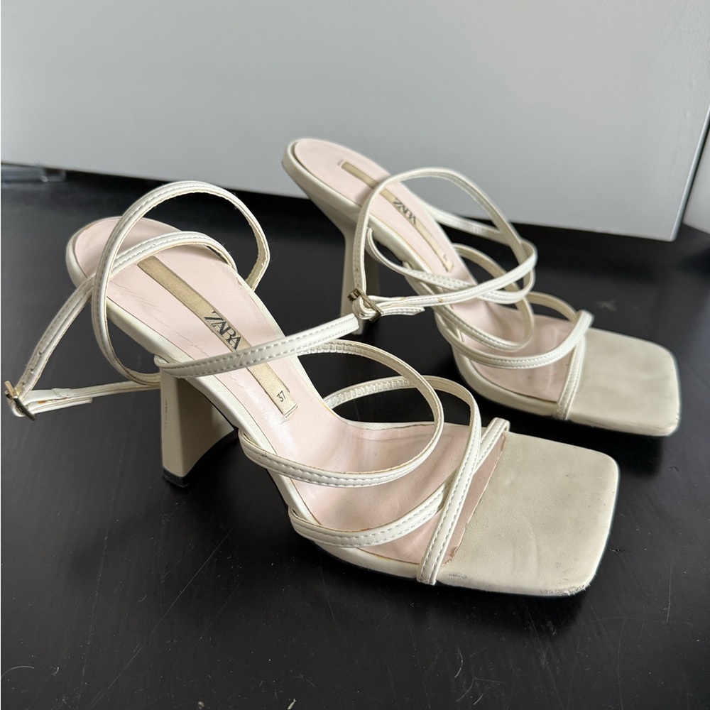 Zara Women's Elegant Cream Heels